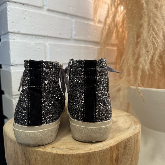 Shu Shop Roxanne High-Top Sneakers - Picture 8 of 13